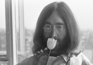 Thema des Monats: John Lennon – astrologisches Porträt zum 85. Geburtstag